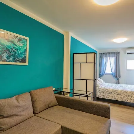 Scenario بيت ضيافة 3*